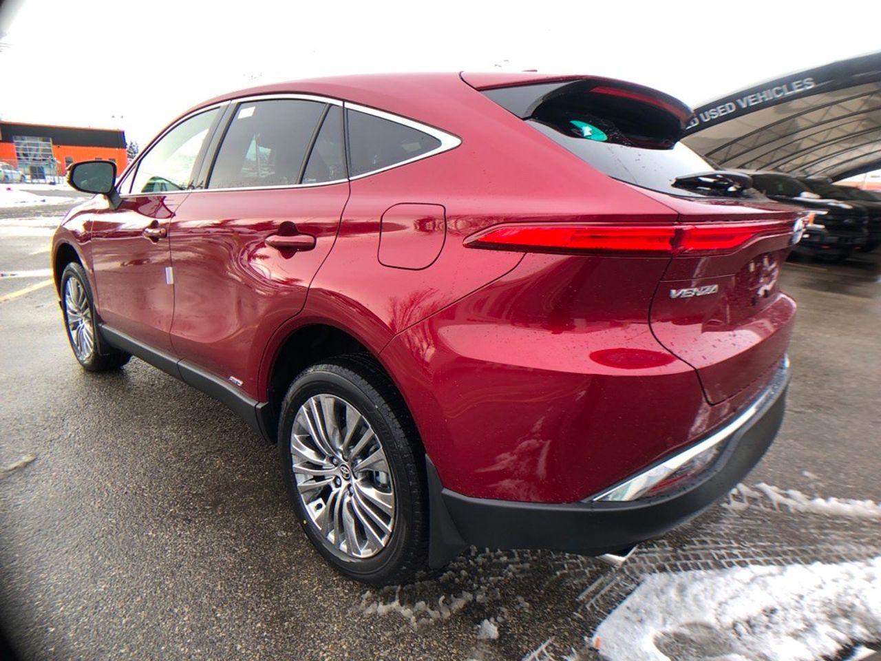 2021 Toyota Venza XLE-4