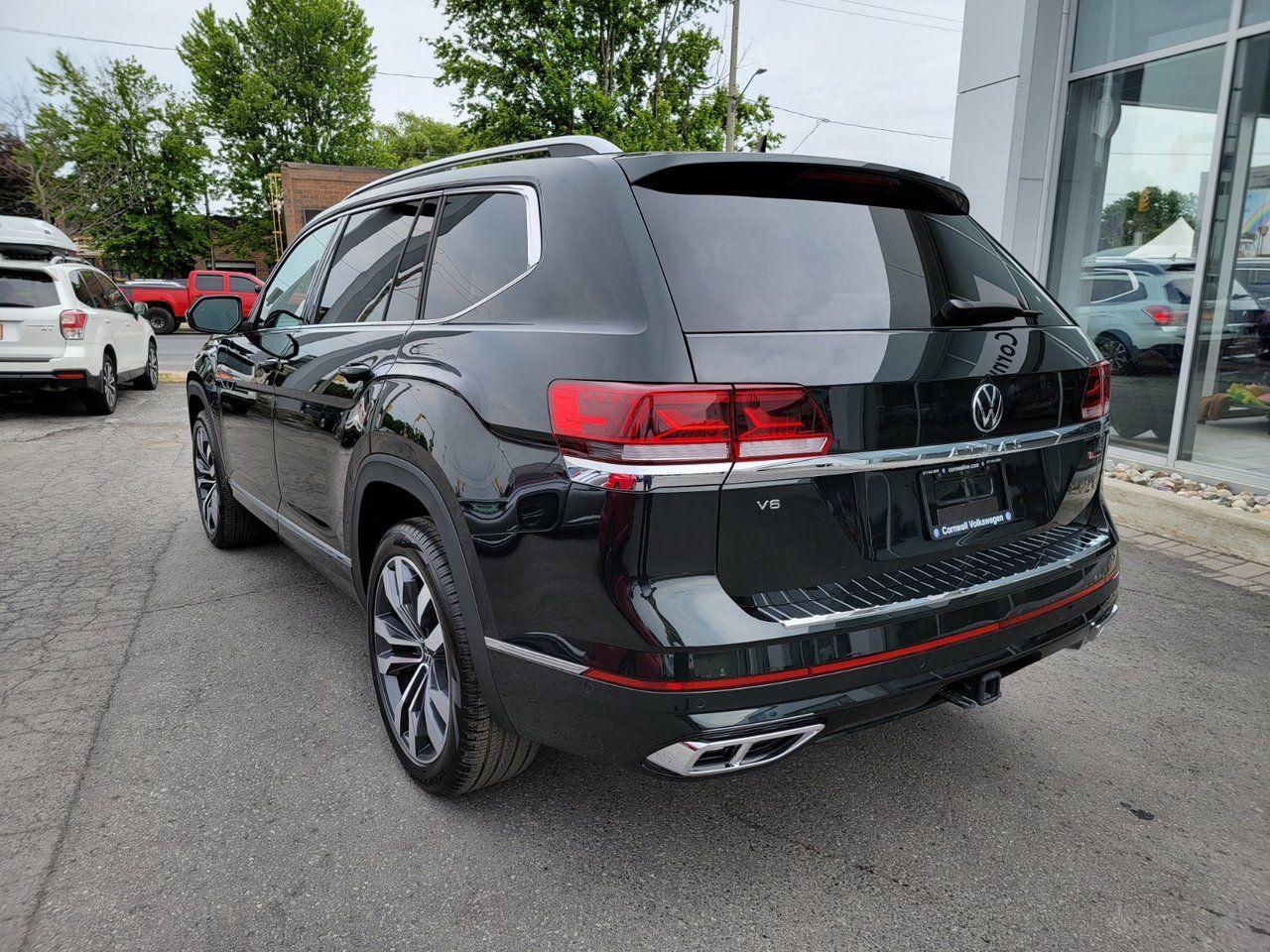 2021 Volkswagen Atlas Execline-3