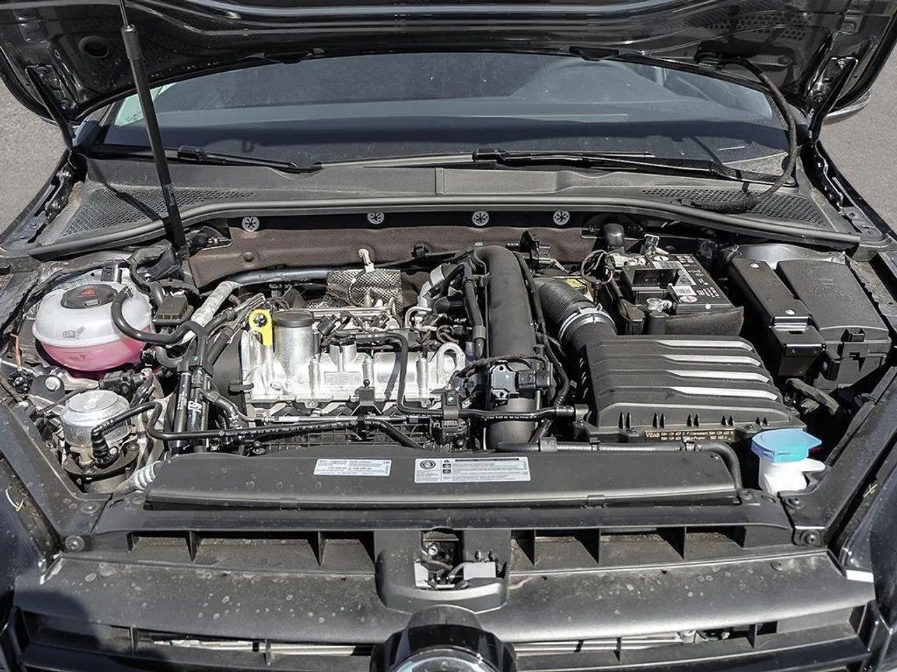 2021 Volkswagen Golf Comfortline-2