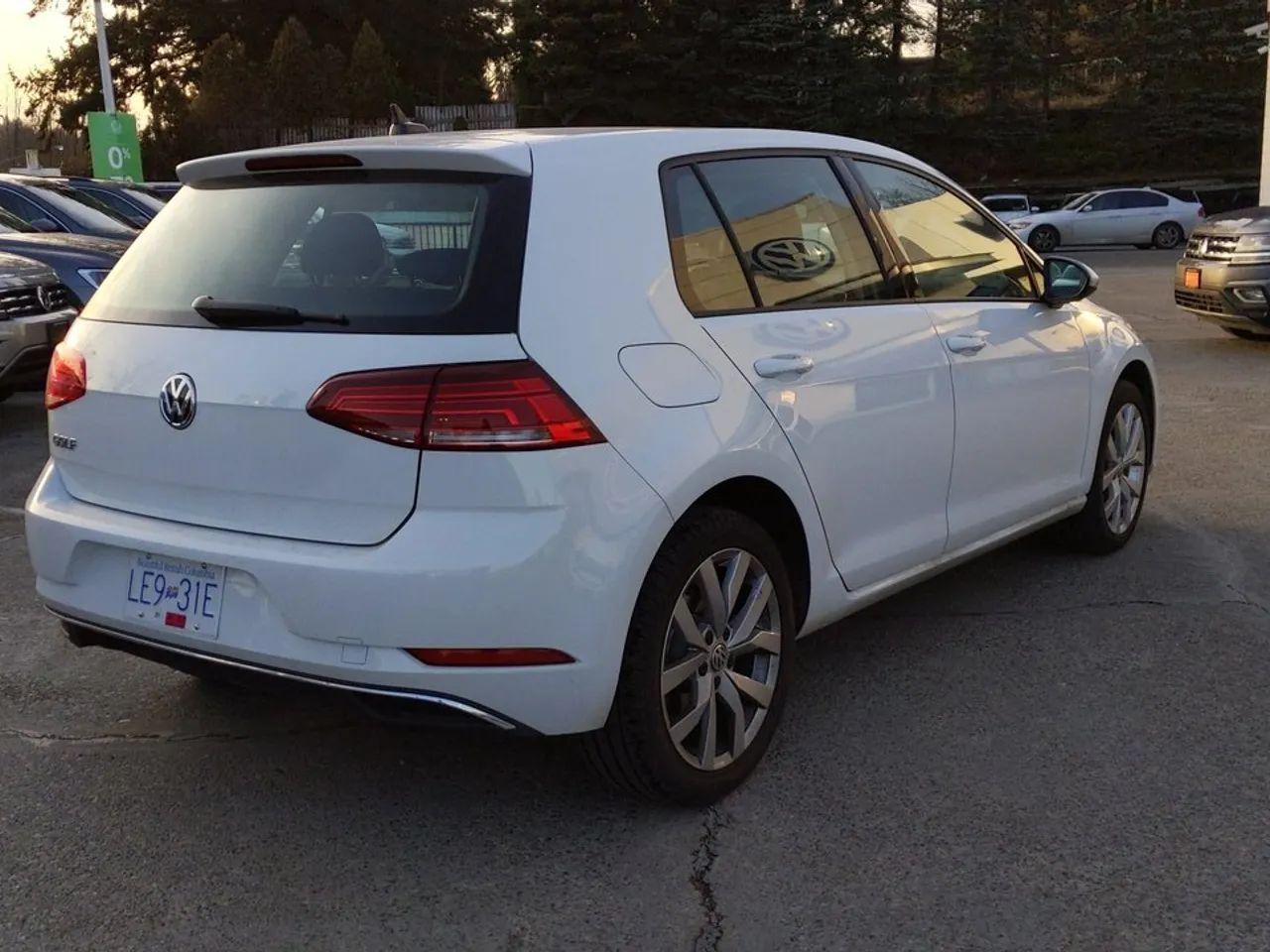 2021 Volkswagen Golf Highline-3