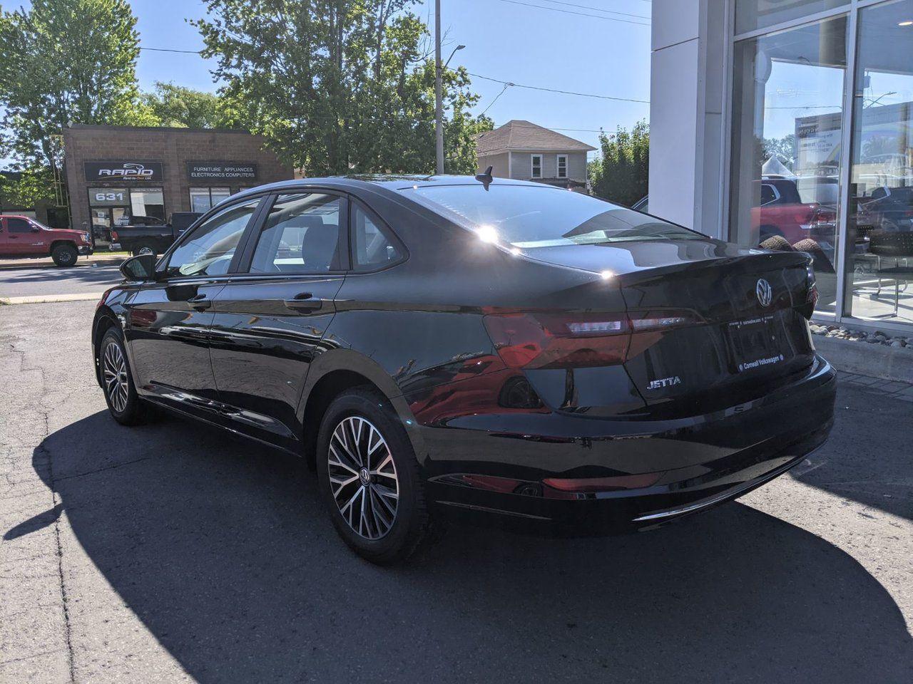 2021 Volkswagen Jetta Comfortline-3