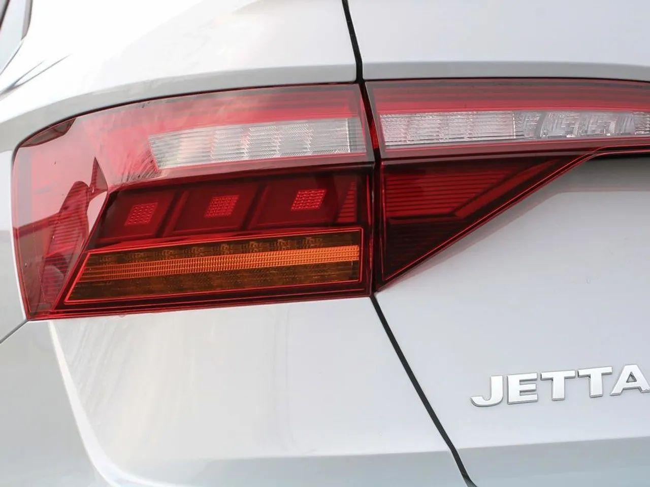 2021 Volkswagen Jetta Execline-2