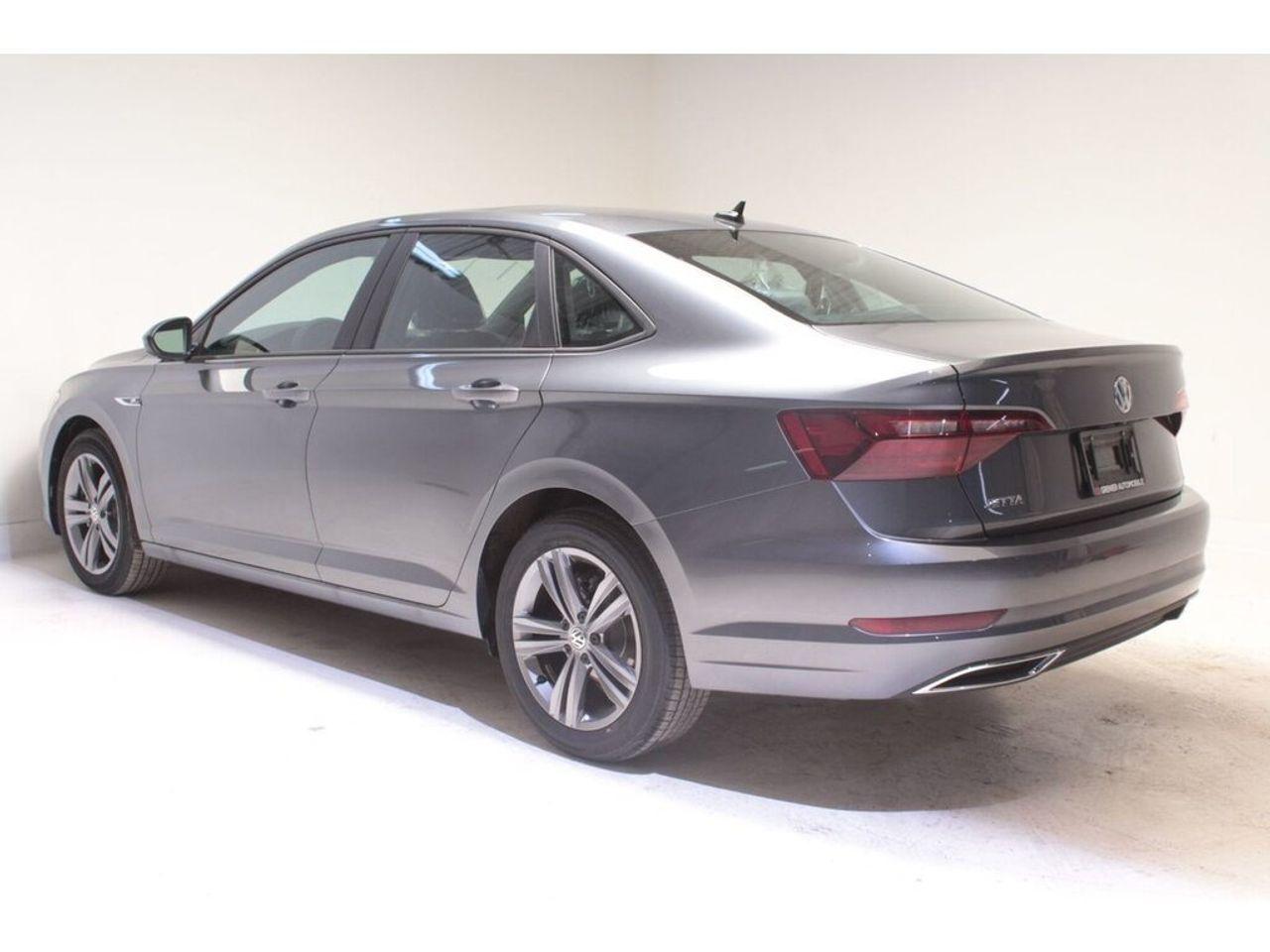 2021 Volkswagen Jetta Highline-1