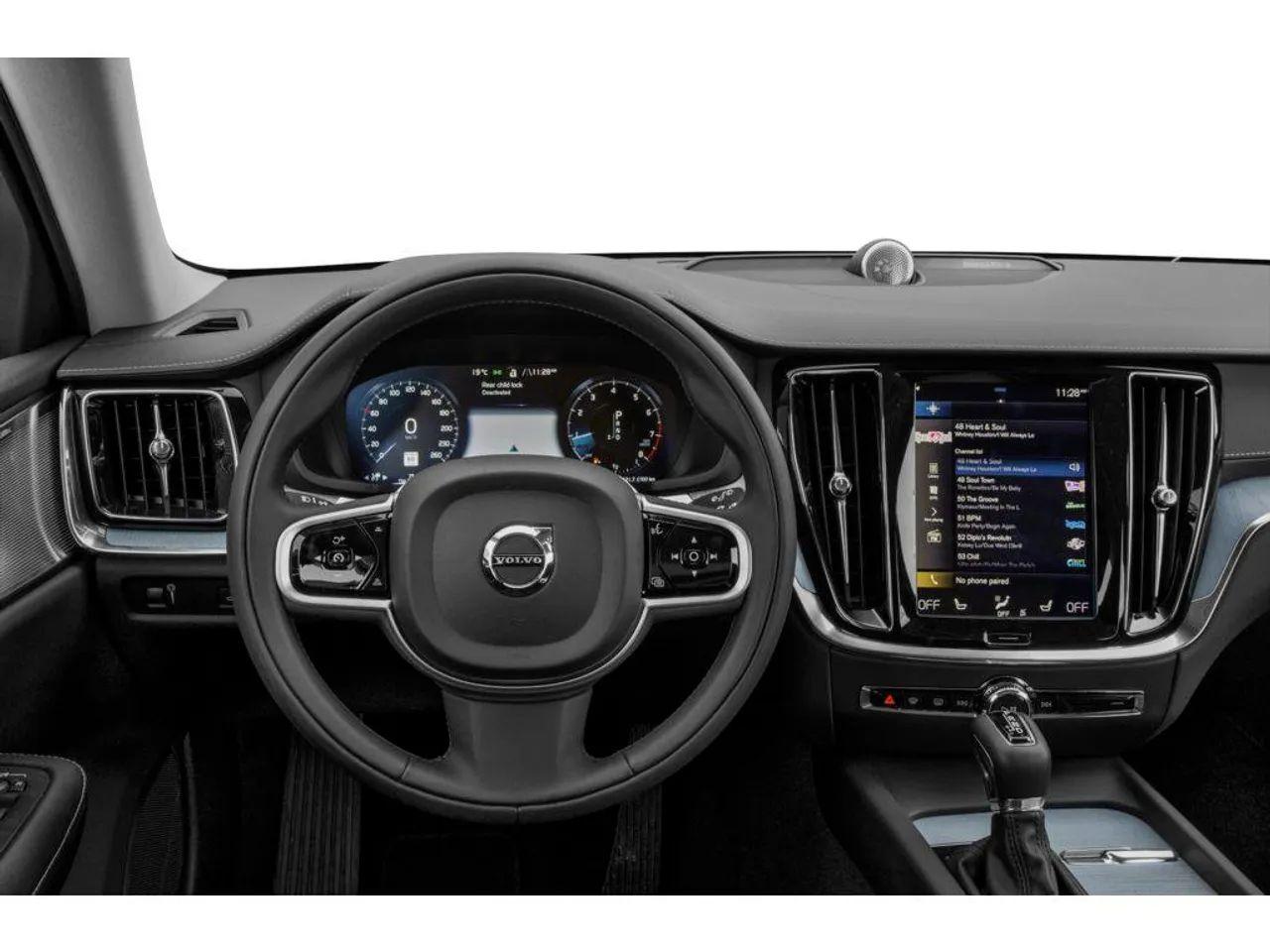2021 Volvo V60 Momentum-3