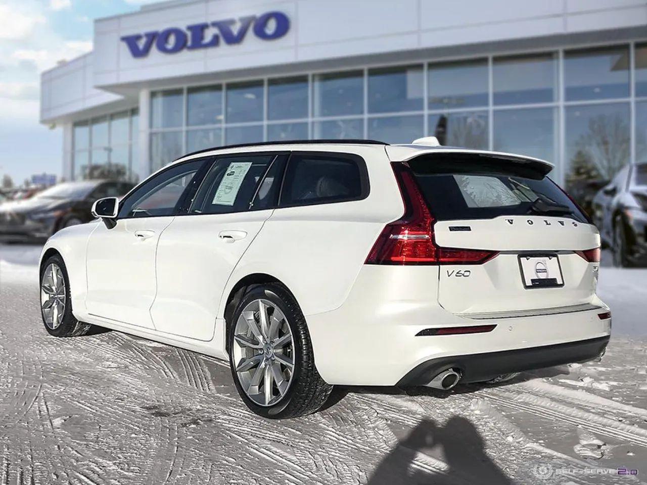 2021 Volvo V60 Momentum-3