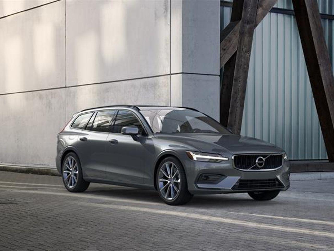 2021 Volvo V60 Momentum-3