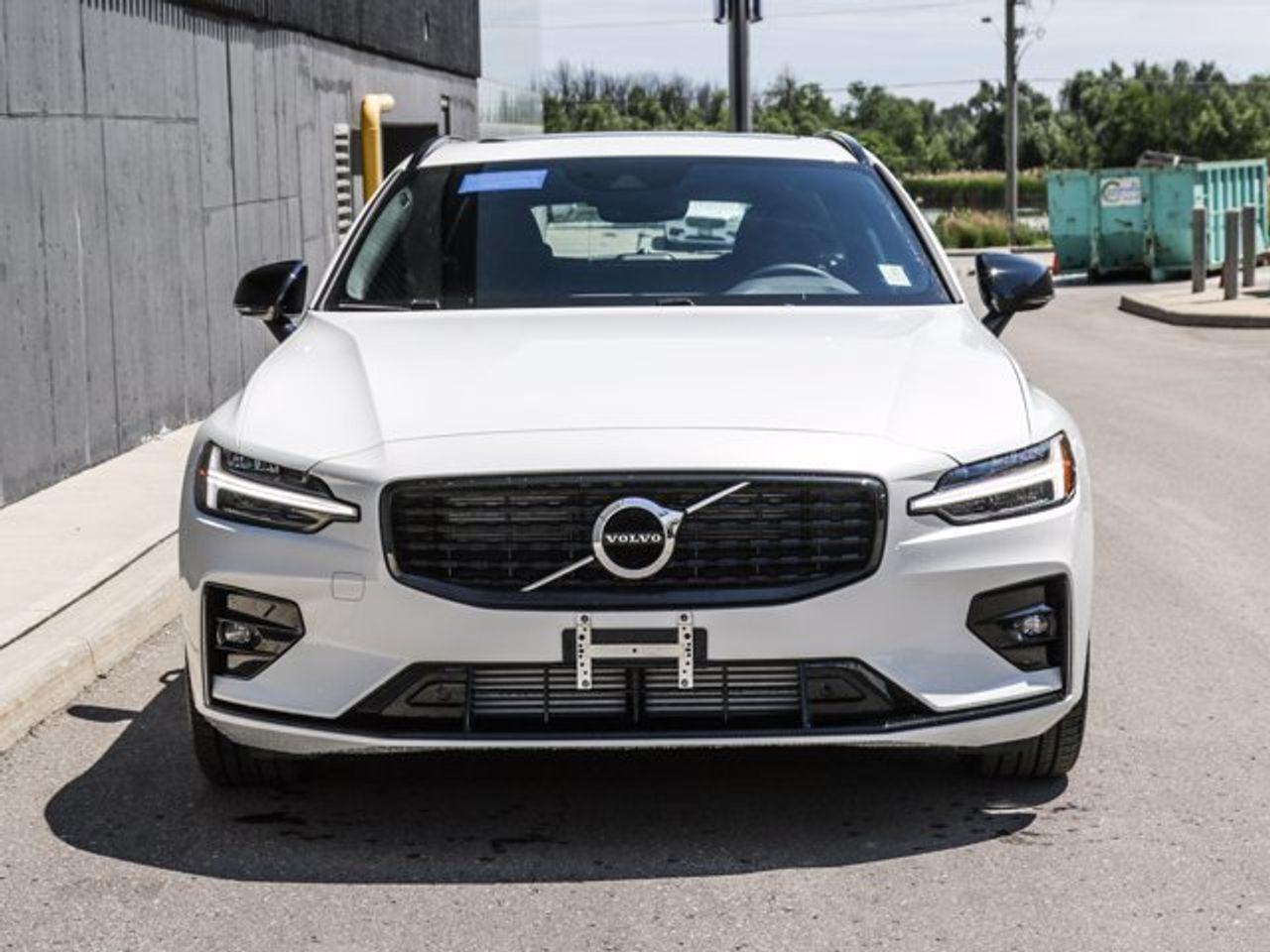 2021 Volvo V60 T6 R-Design-2