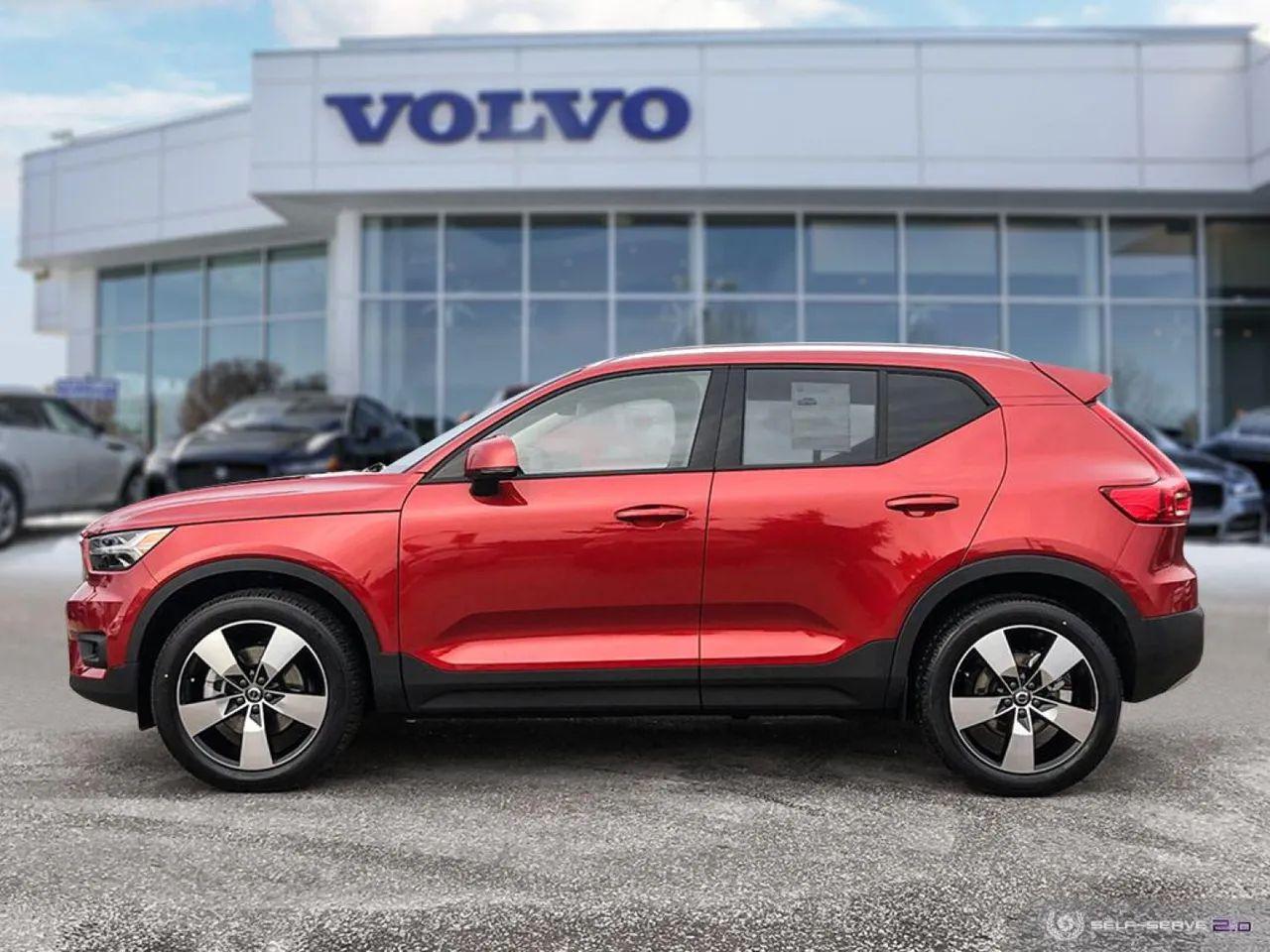 2021 Volvo XC40 Momentum-2
