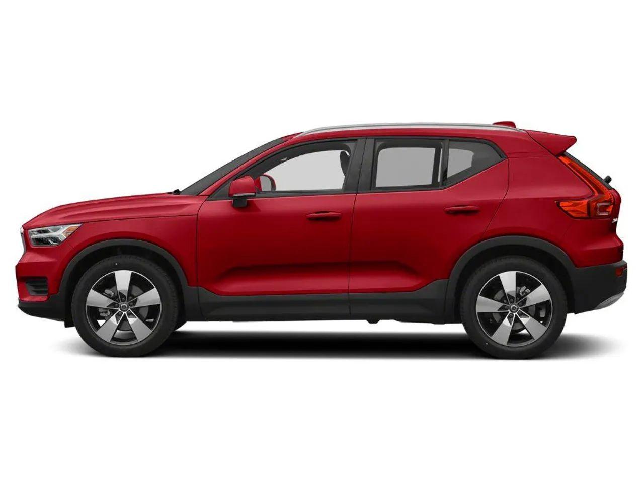 2021 Volvo XC40 Momentum-1