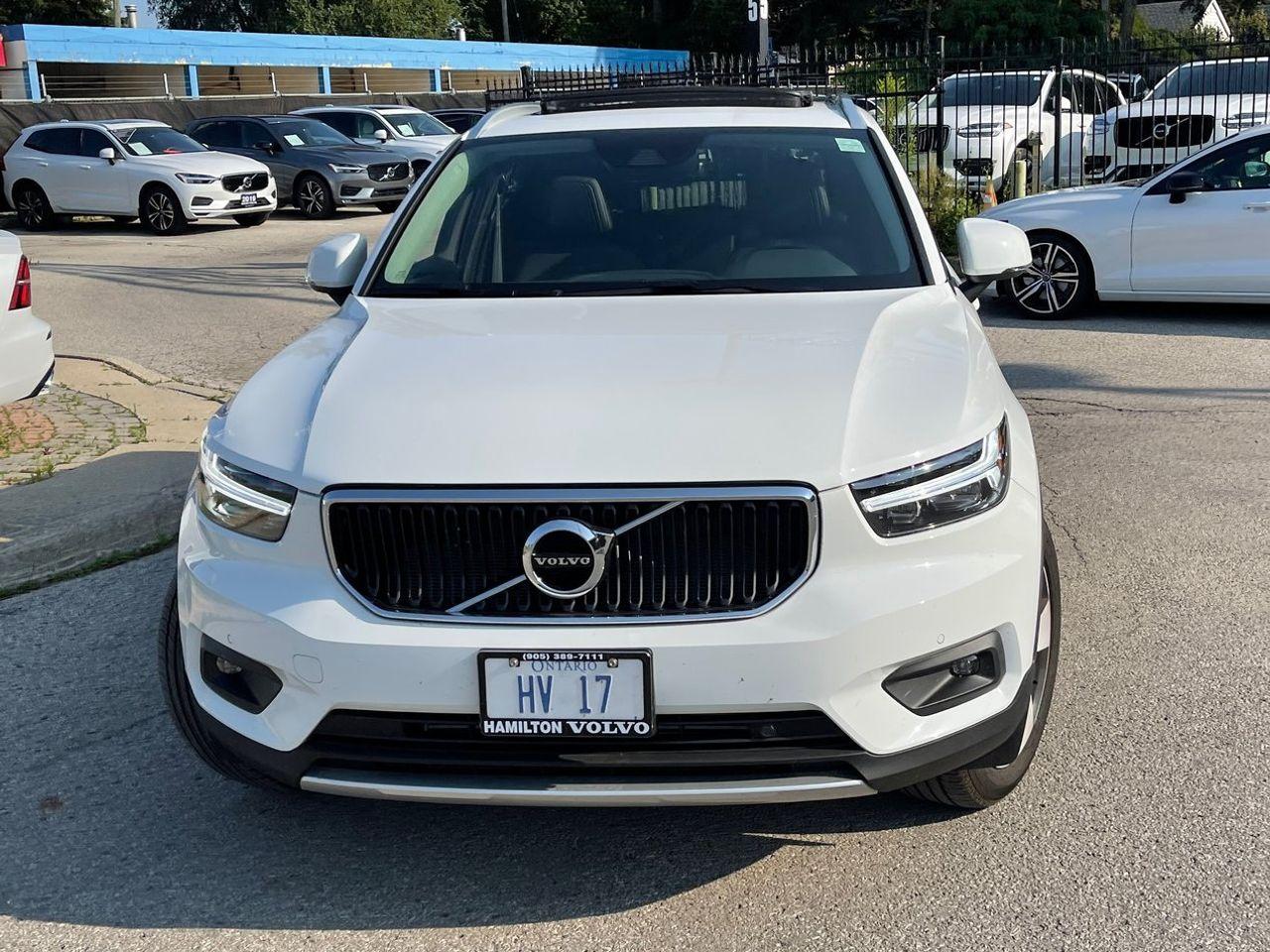 2021 Volvo XC40 Momentum-2