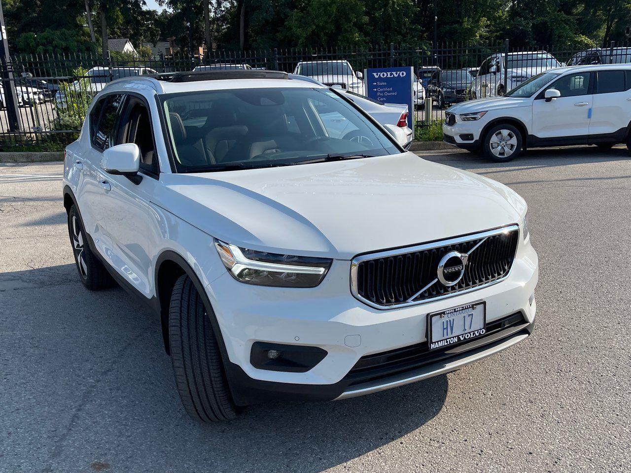 2021 Volvo XC40 Momentum-3