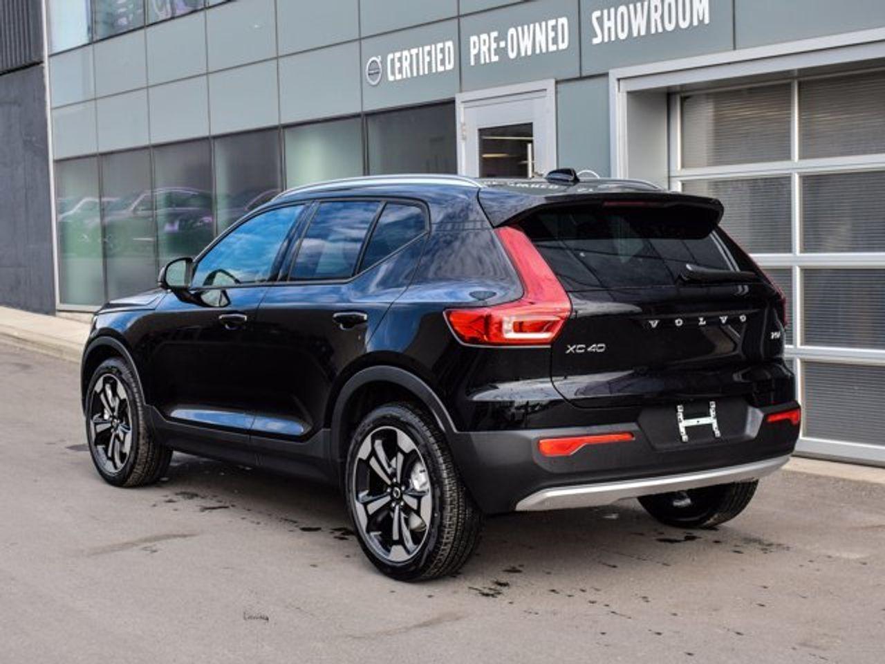 2021 Volvo XC40 Momentum-4
