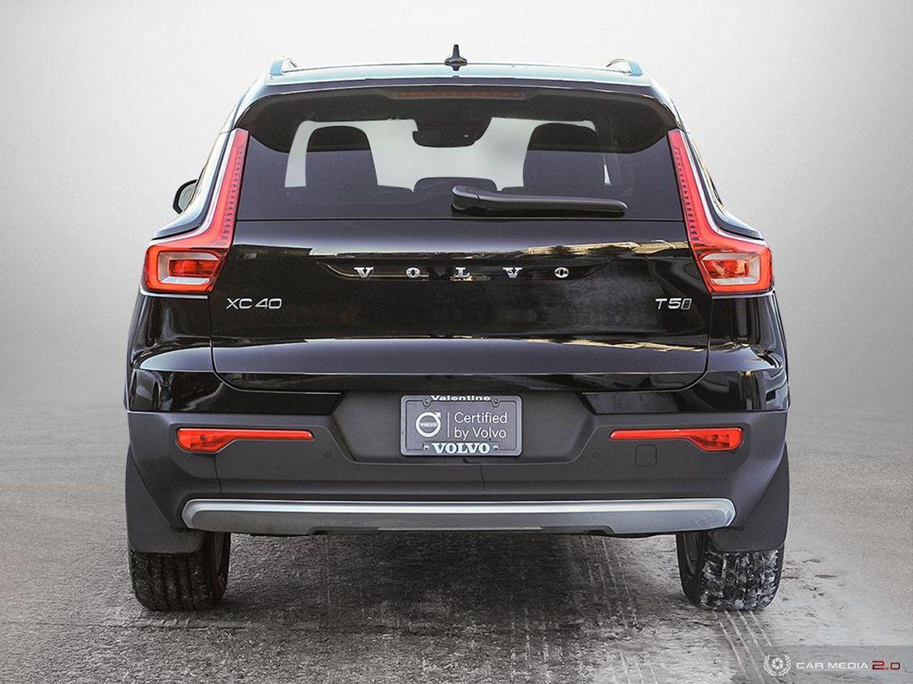 2021 Volvo XC40 Momentum-4