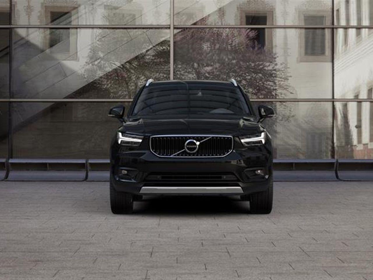 2021 Volvo XC40 Momentum-4