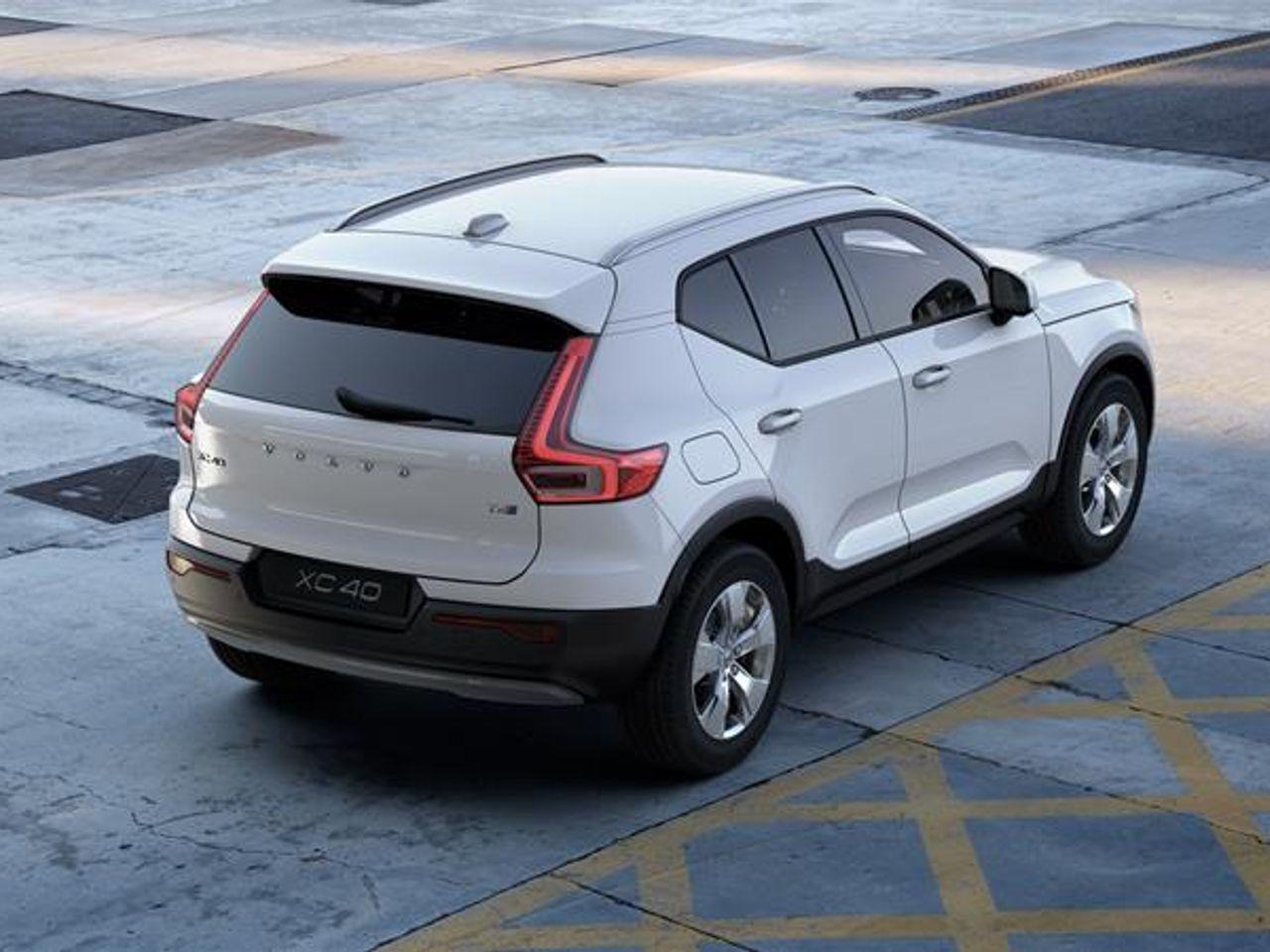 2021 Volvo XC40 Momentum-4