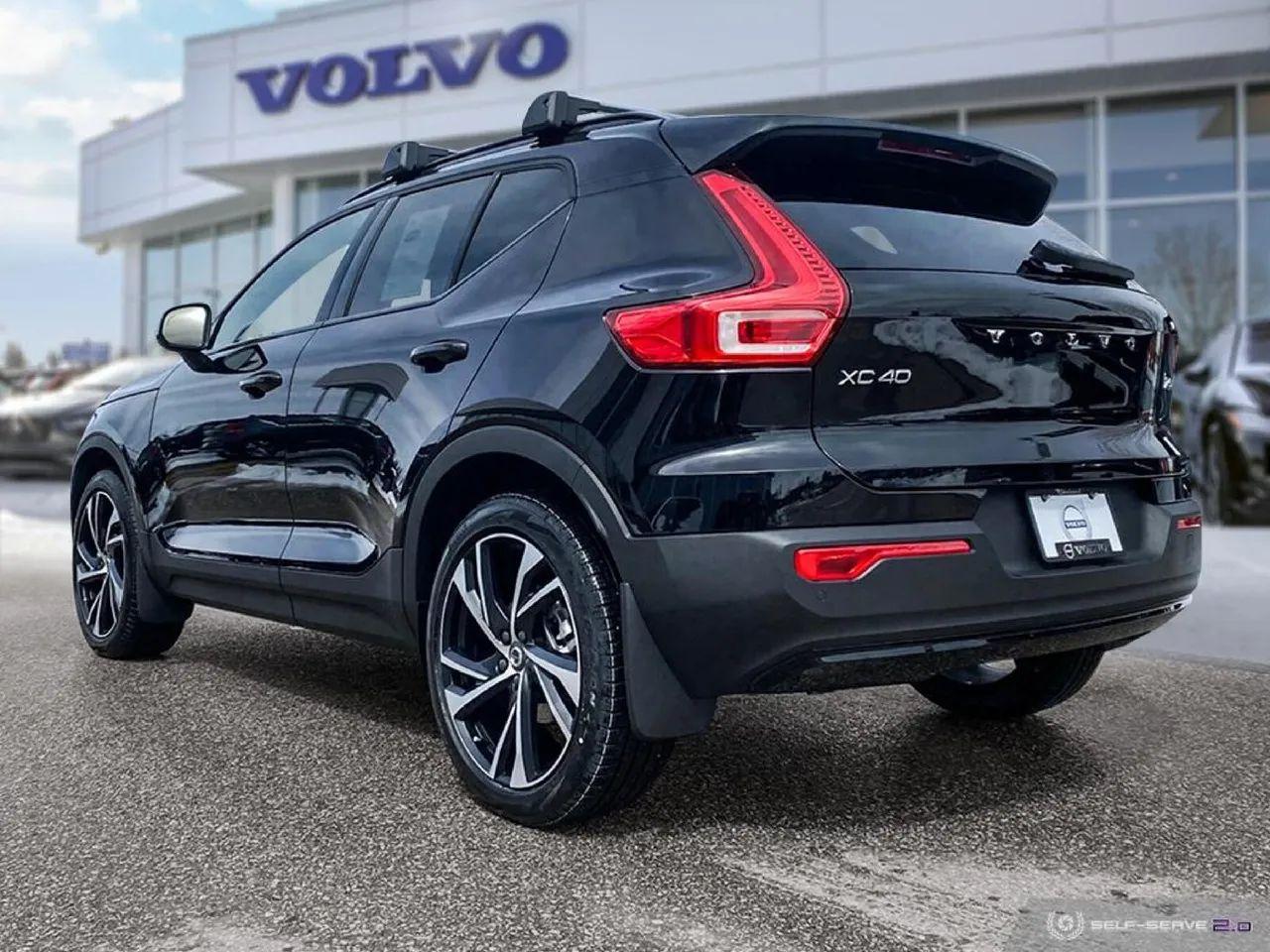 2021 Volvo XC40 R-Design-3
