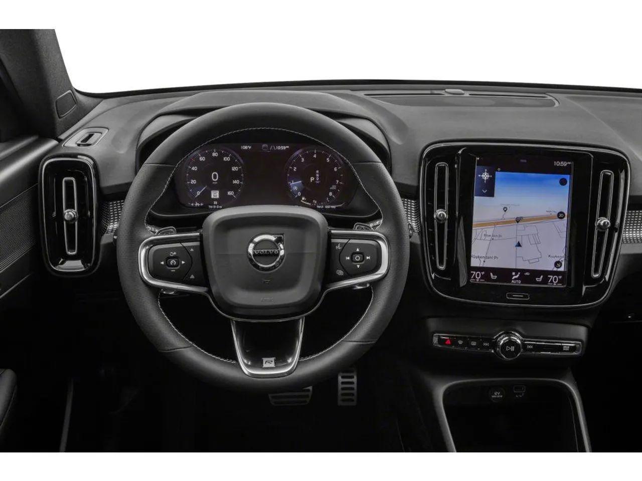 2021 Volvo XC40 R-Design-3