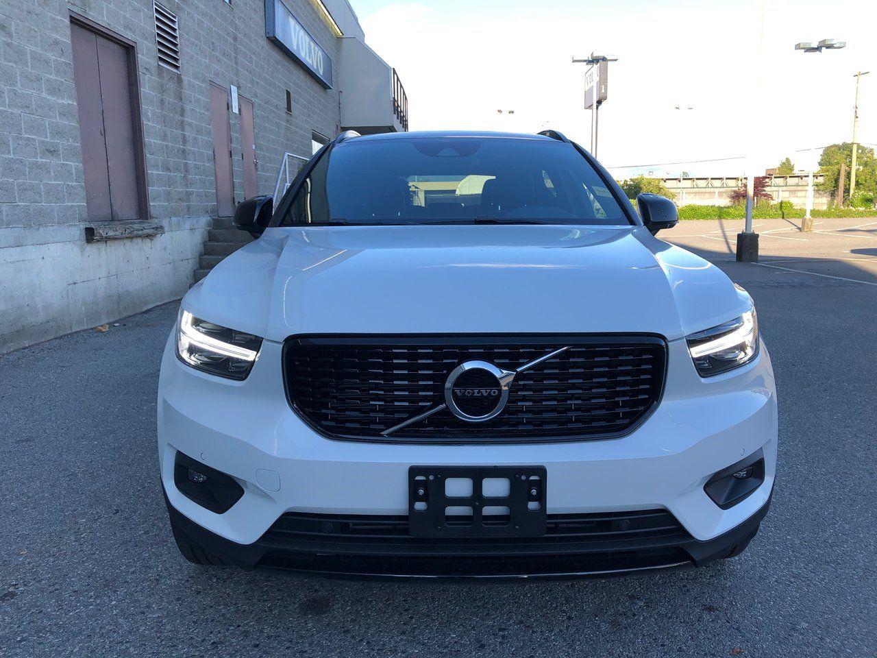 2021 Volvo XC40 R-Design-2