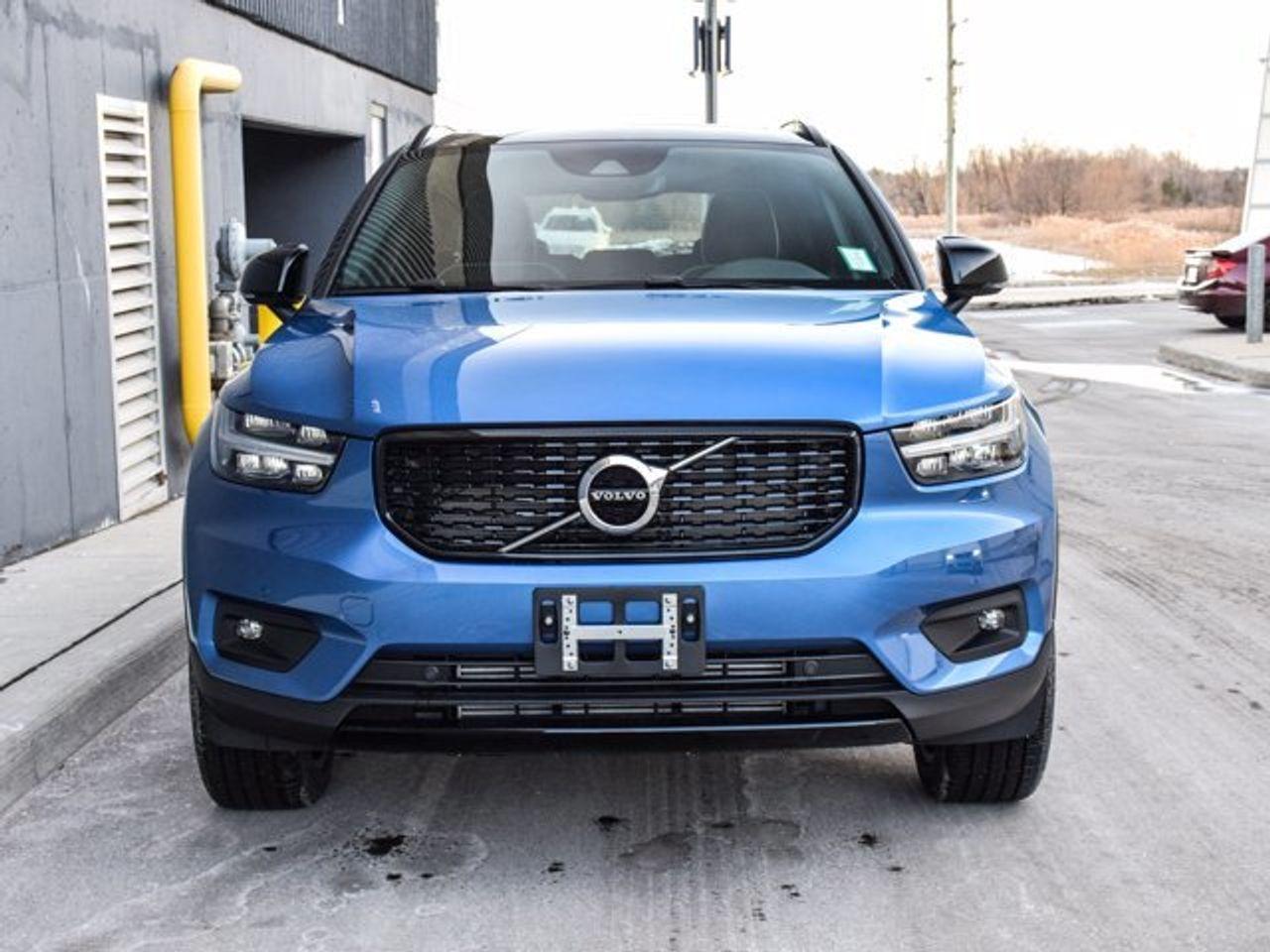 2021 Volvo XC40 R-Design-2