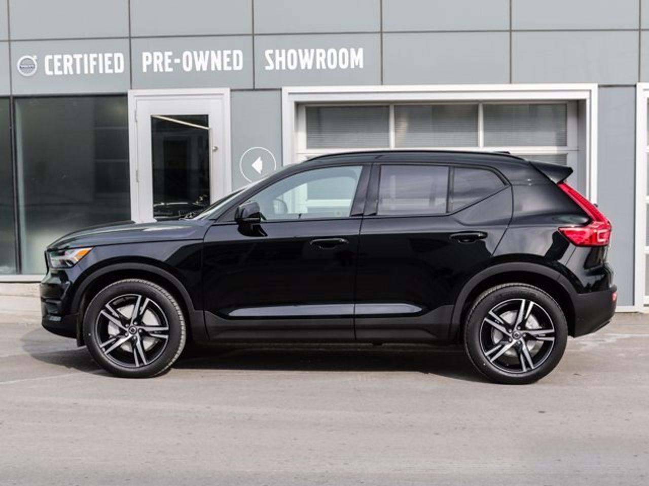 2021 Volvo XC40 R-Design-3