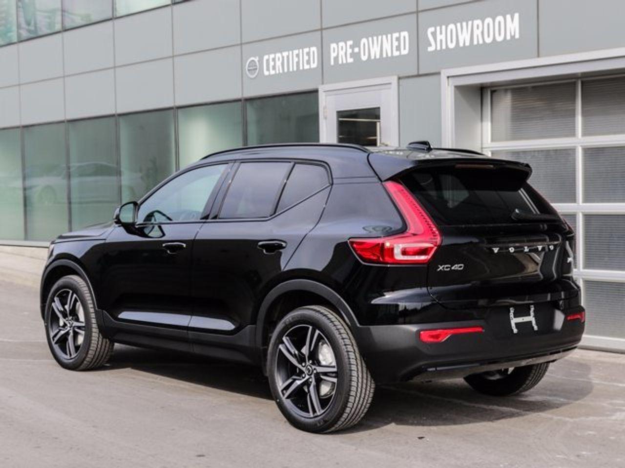 2021 Volvo XC40 R-Design-4