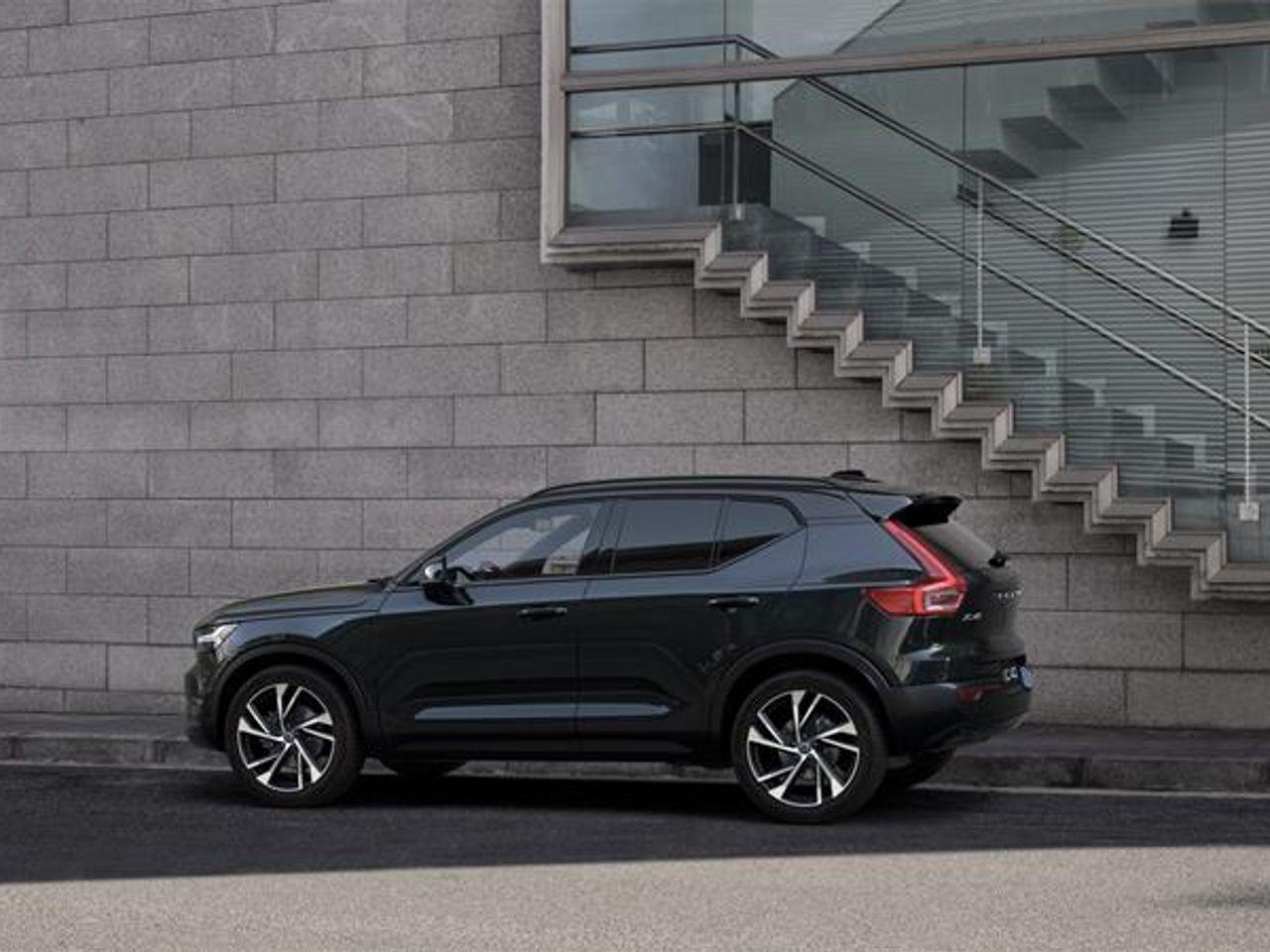 2021 Volvo XC40 R-Design-4