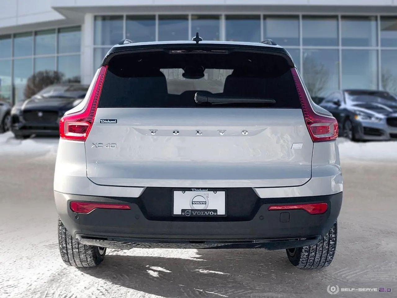 2021 Volvo XC40 Recharge-4