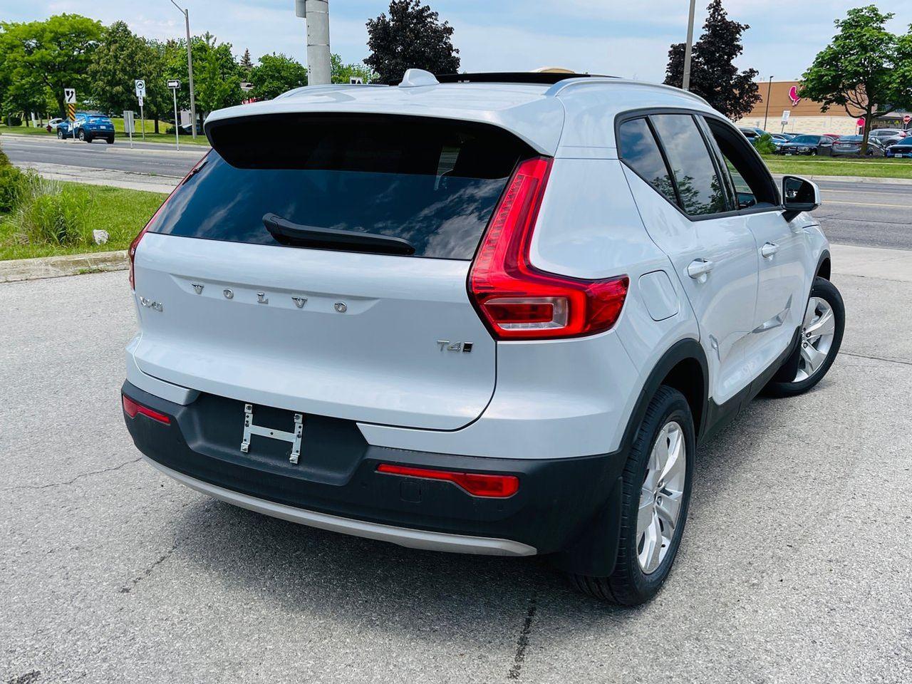 2021 Volvo XC40 T4 Momentum-4