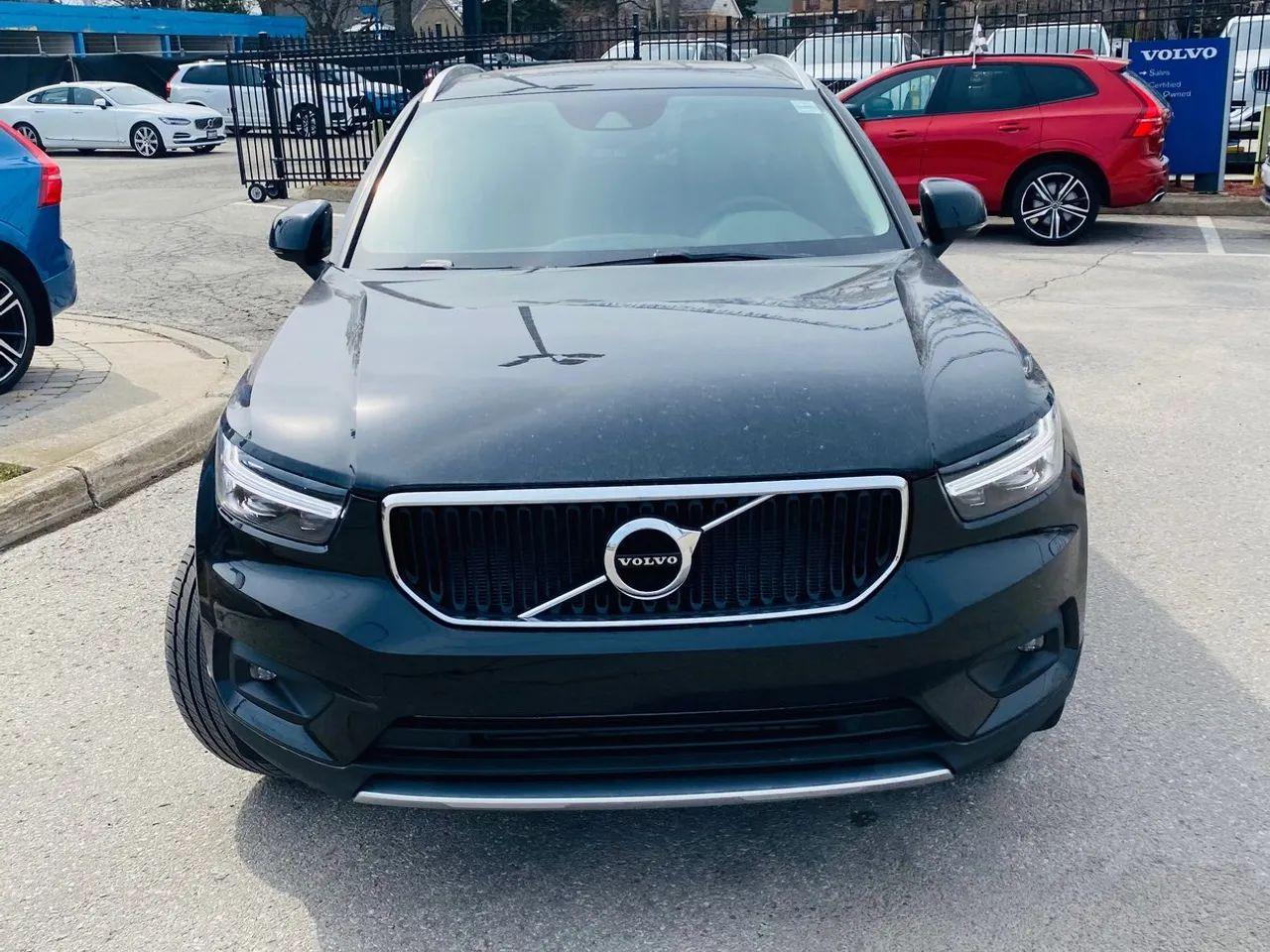 2021 Volvo XC40 T4 Momentum-2
