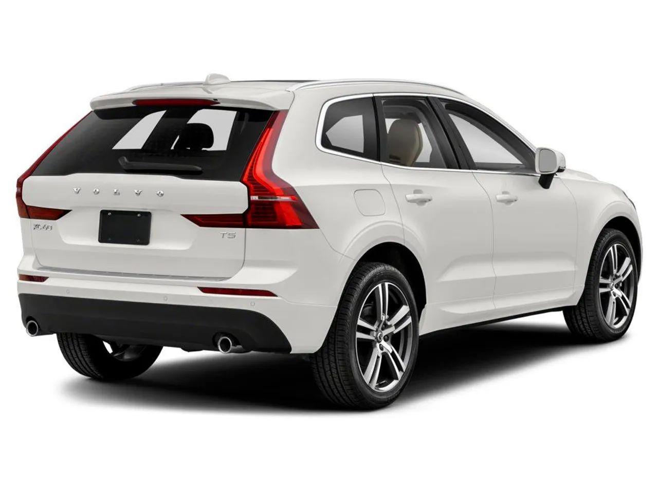 2021 Volvo XC60 Momentum-2