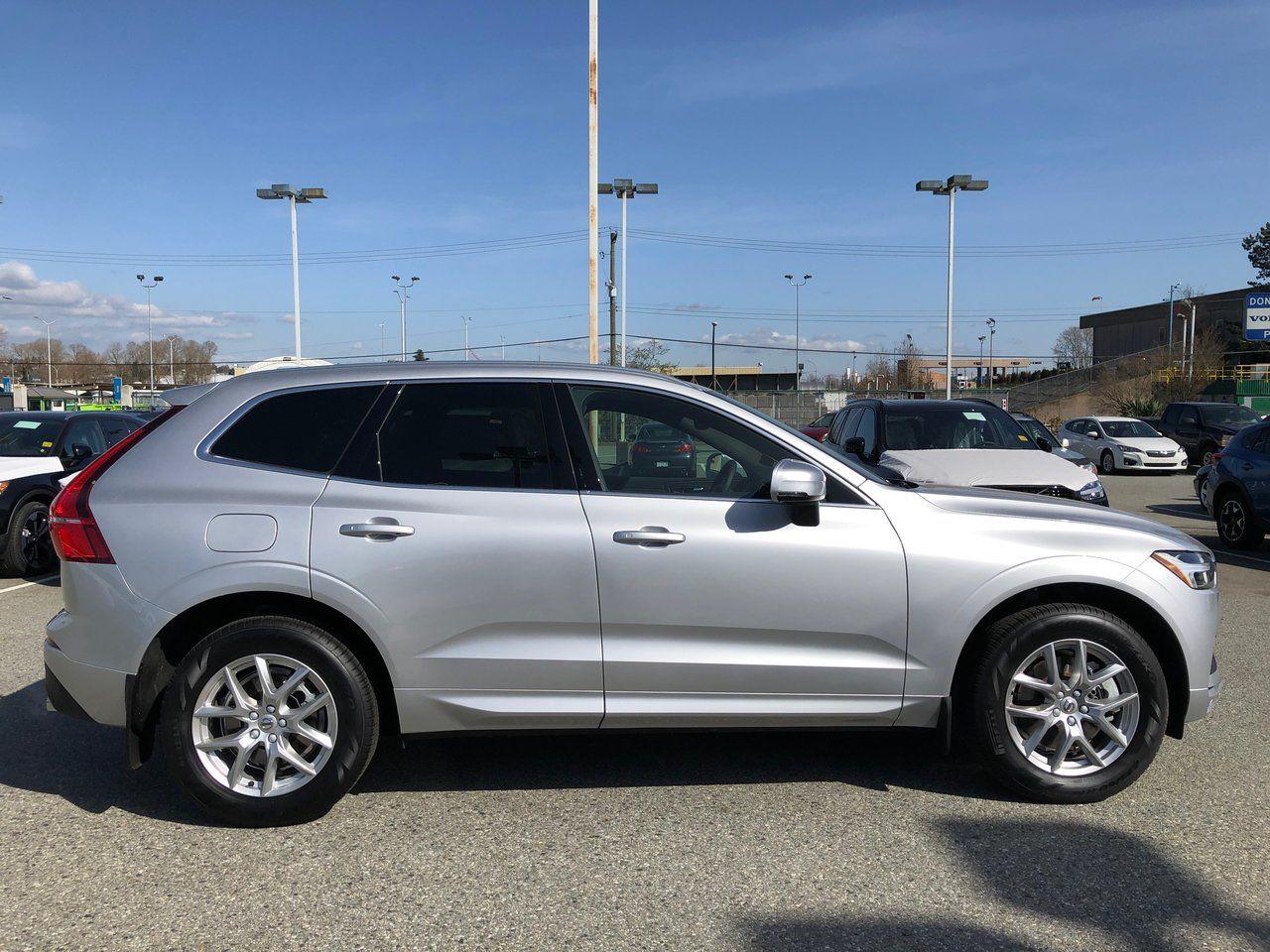 2021 Volvo XC60 Momentum-4