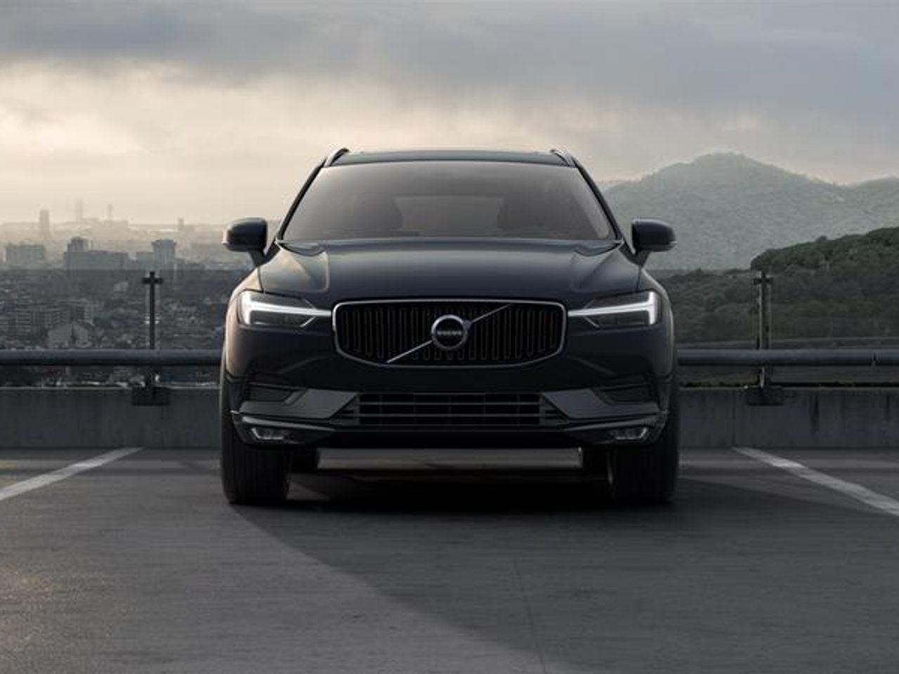 2021 Volvo XC60 Momentum-3