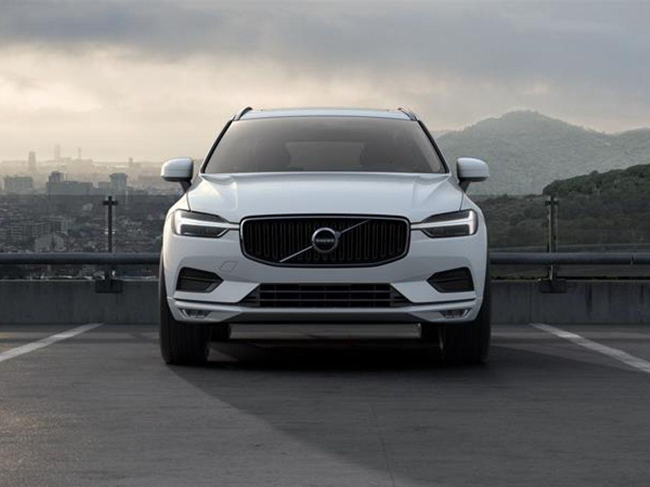 2021 Volvo XC60 Momentum-3