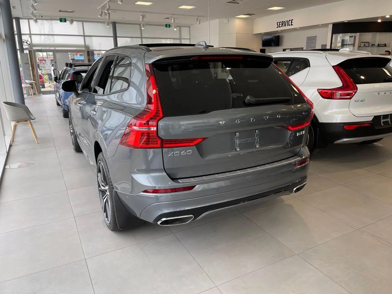 2021 Volvo XC60 T6 R-Design-4