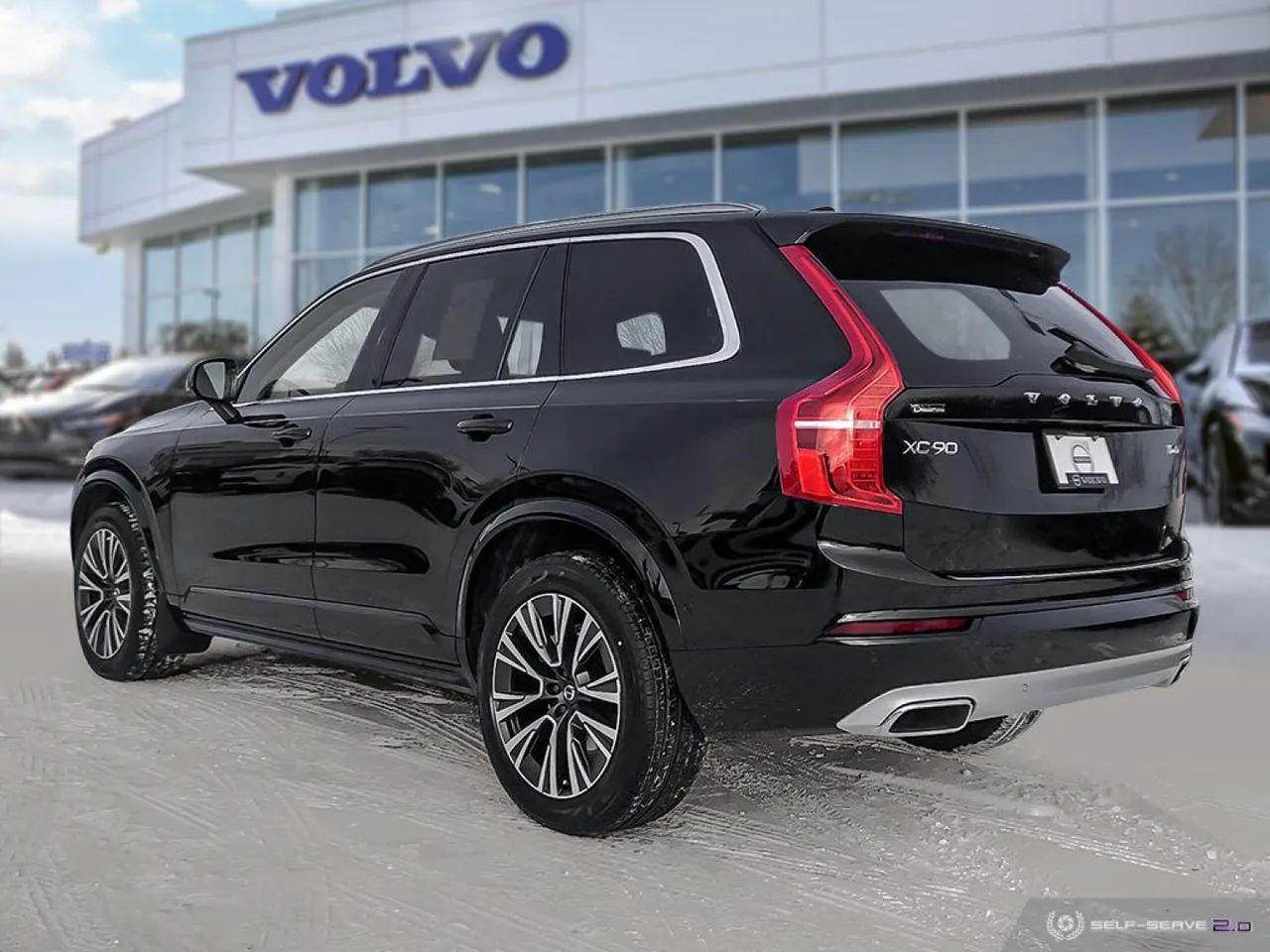 2021 Volvo XC90 Momentum-3