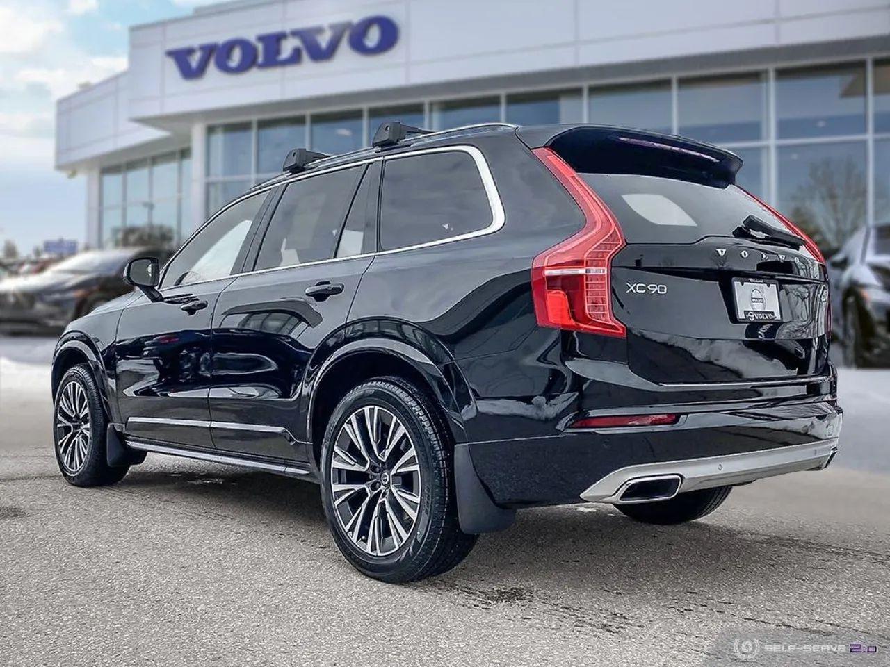 2021 Volvo XC90 Momentum-3