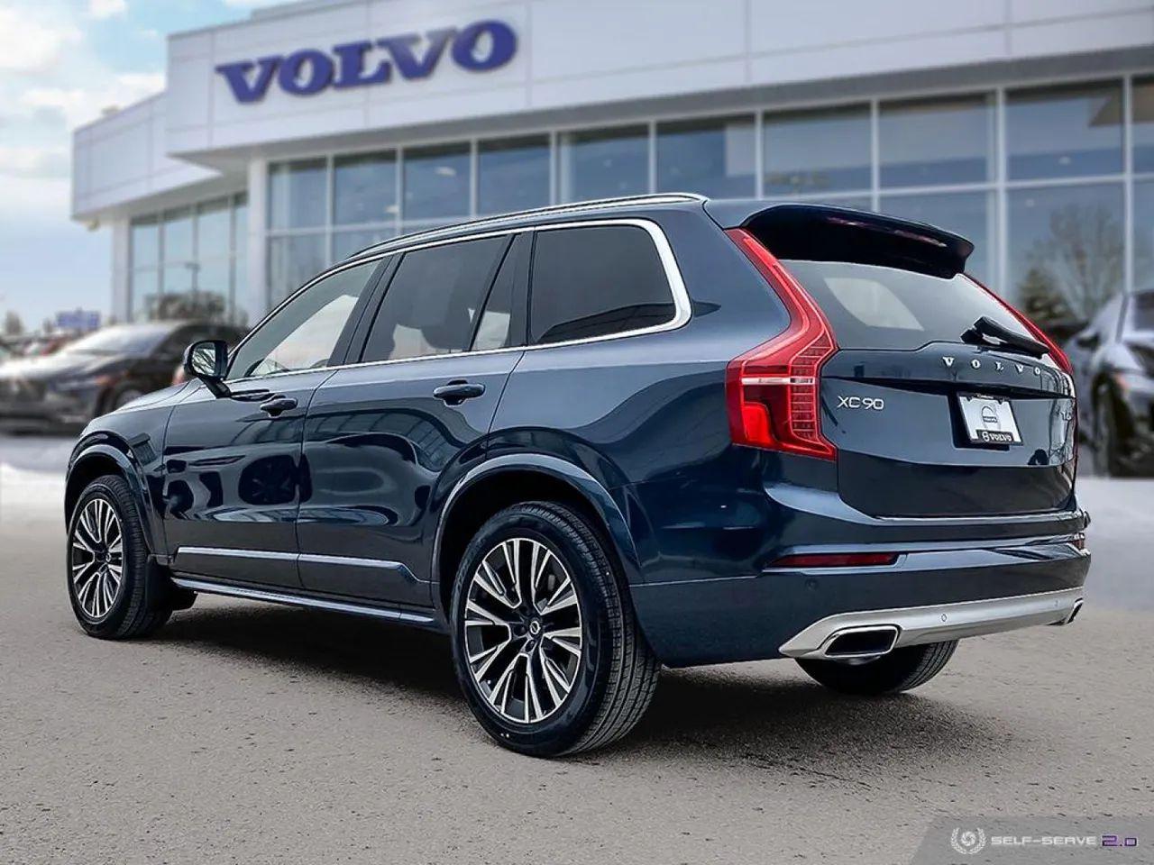2021 Volvo XC90 Momentum-3