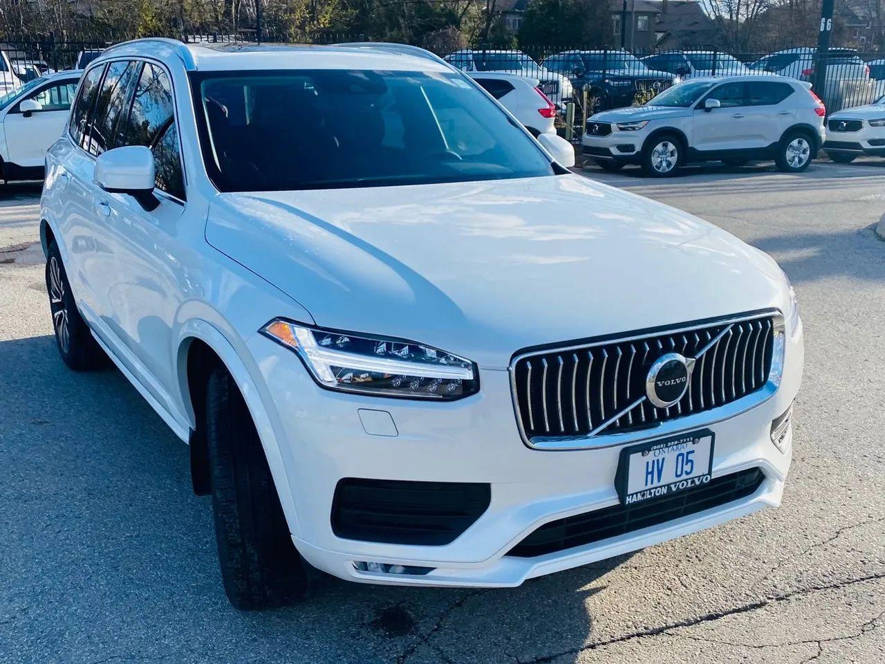 2021 Volvo XC90 Momentum-3