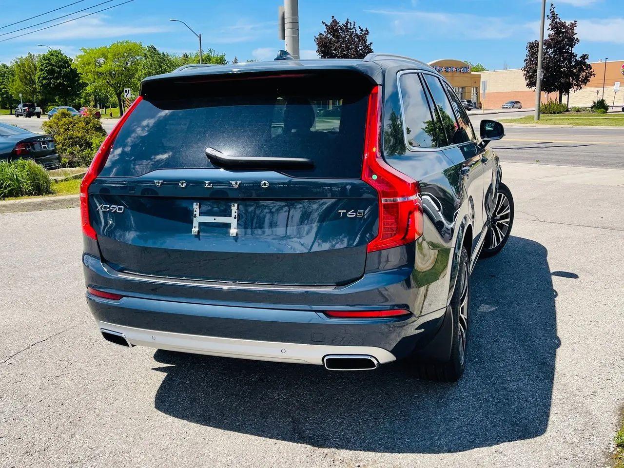 2021 Volvo XC90 Momentum-4