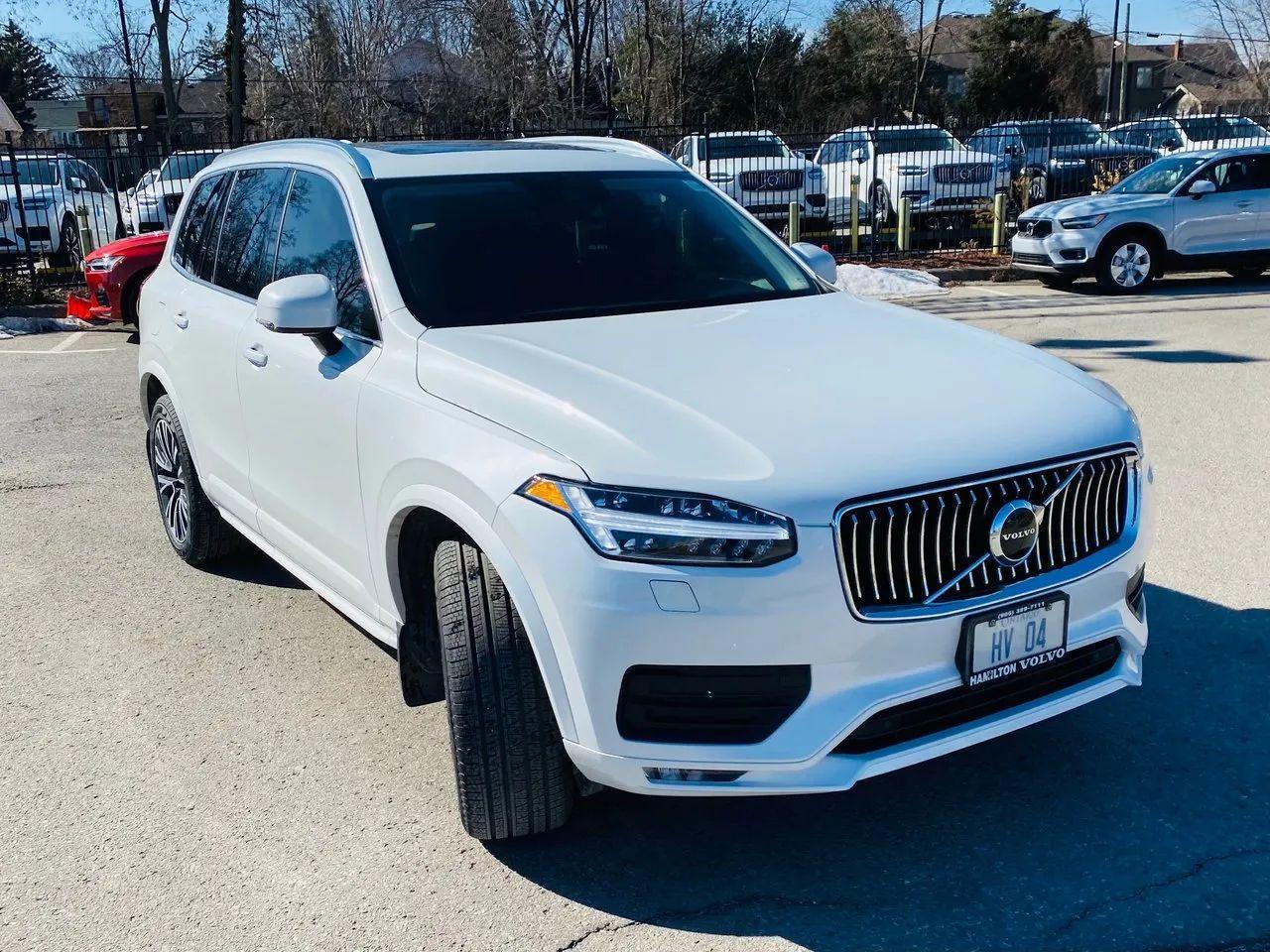 2021 Volvo XC90 Momentum-3
