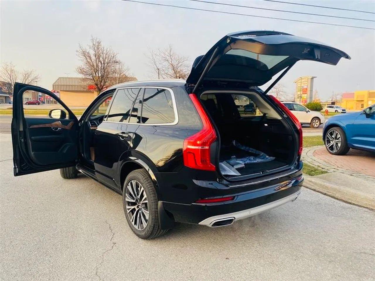 2021 Volvo XC90 Momentum-4