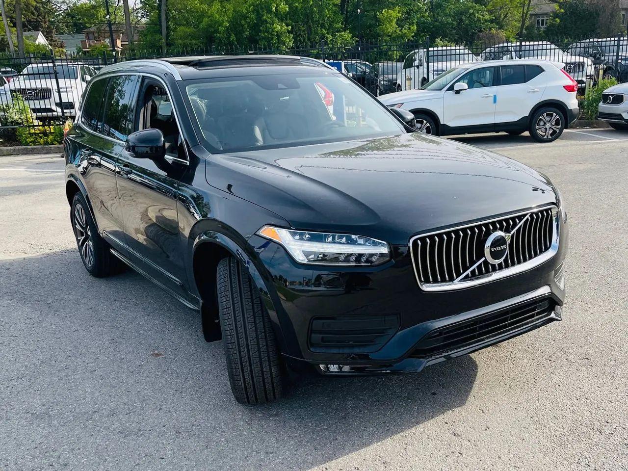 2021 Volvo XC90 Momentum-3