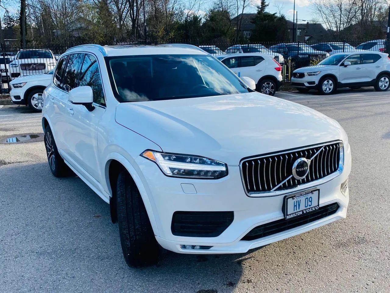 2021 Volvo XC90 Momentum-3