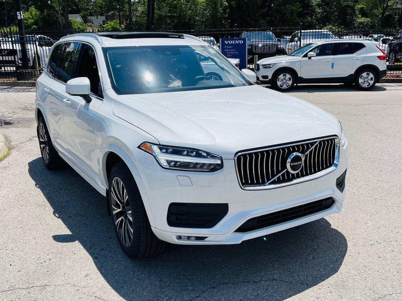 2021 Volvo XC90 Momentum-3