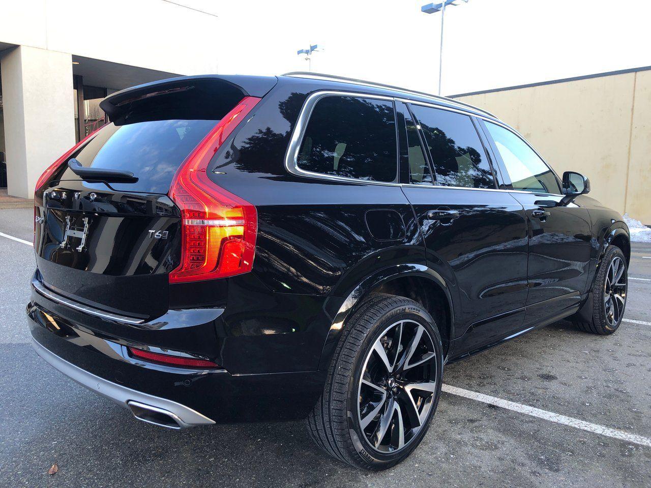 2021 Volvo XC90 Momentum-4