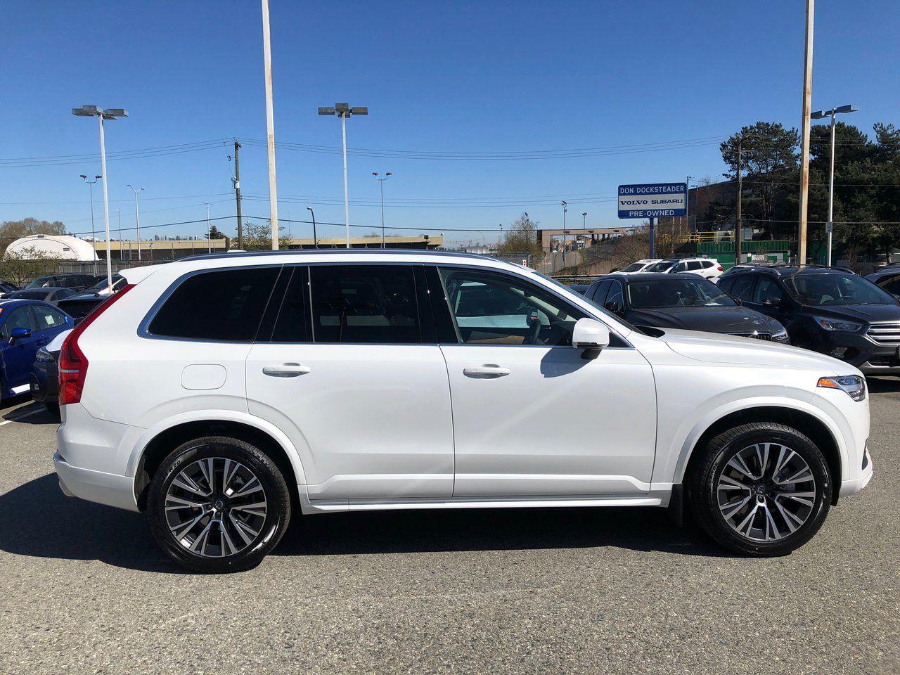 2021 Volvo XC90 Momentum-4