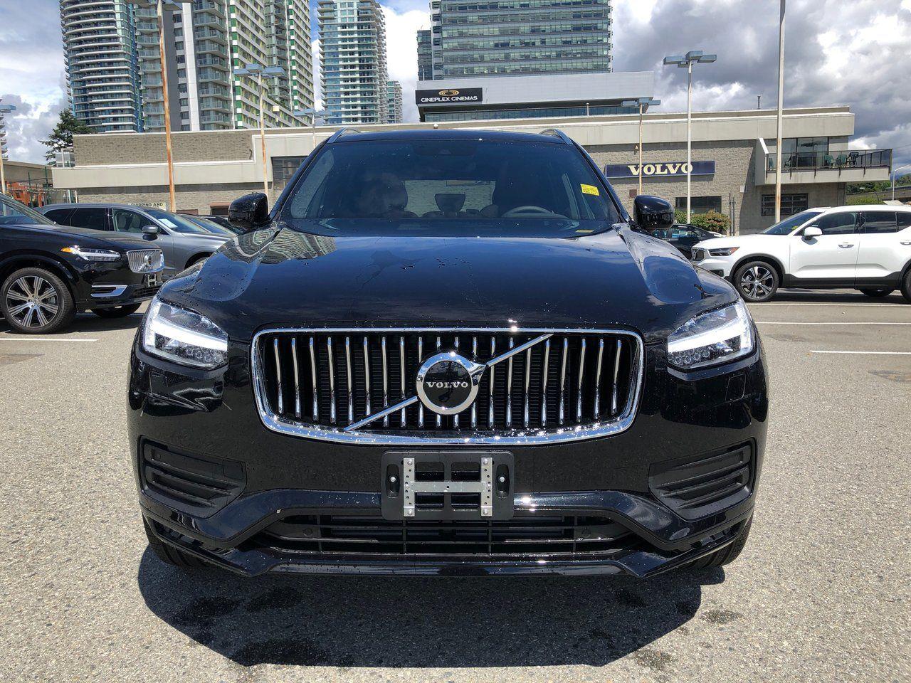 2021 Volvo XC90 Momentum-2