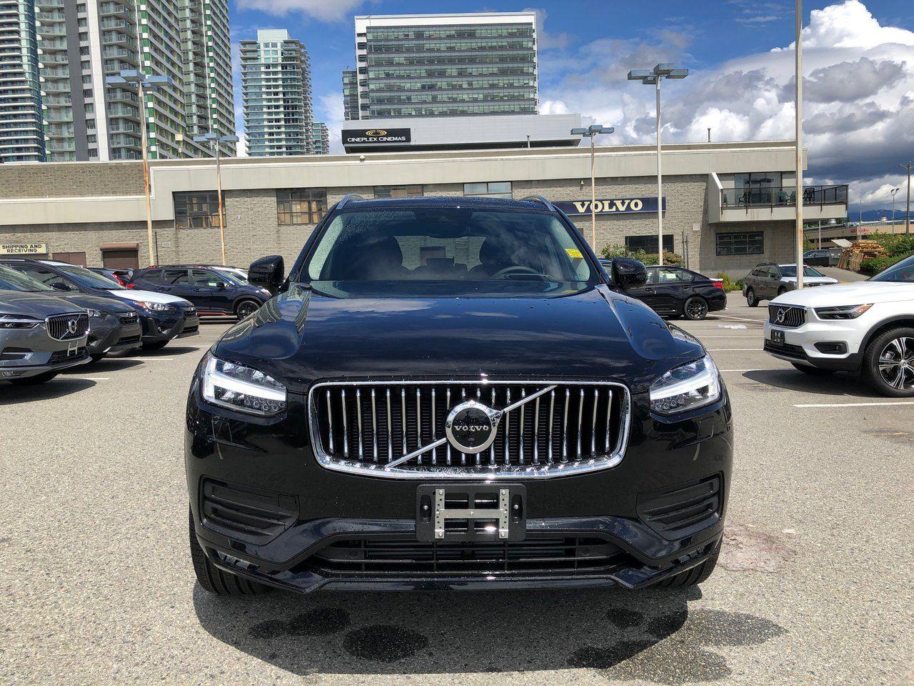 2021 Volvo XC90 Momentum-2