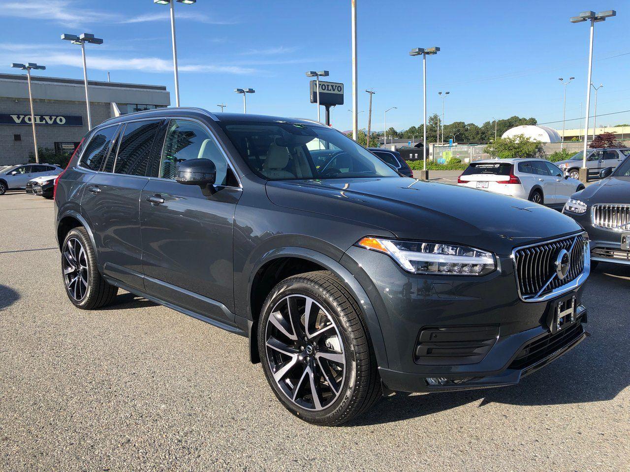 2021 Volvo XC90 Momentum-3