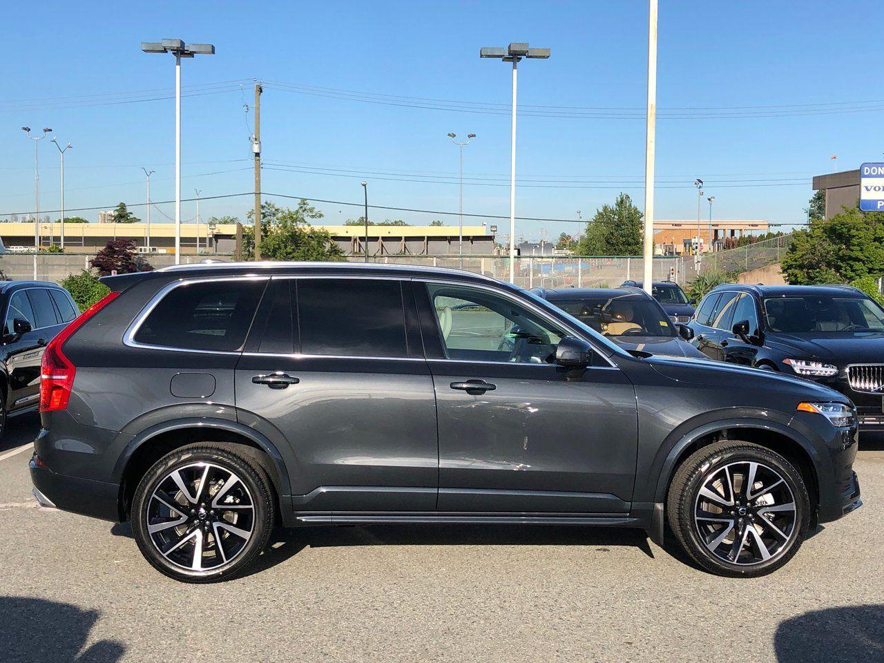 2021 Volvo XC90 Momentum-4